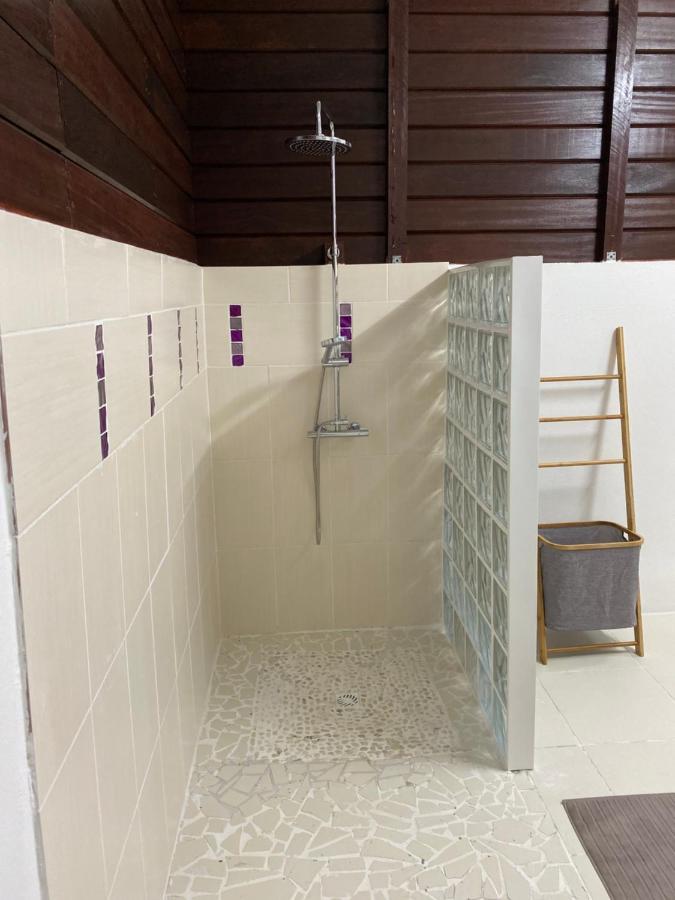 Le Goyav' Appart Avec Piscine Et Jacuzzi Au Vauclin เลอโวแกล็ง ภายนอก รูปภาพ